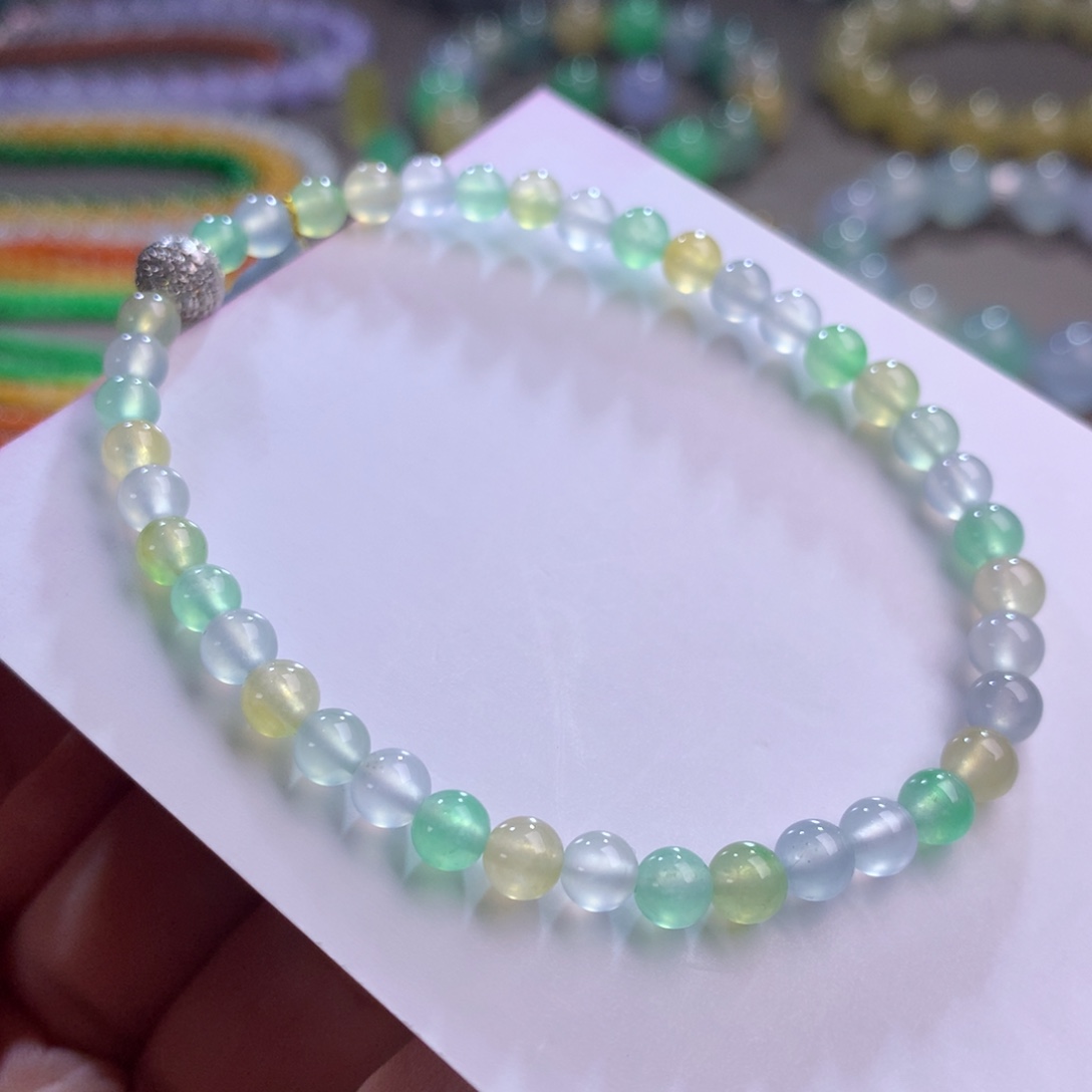 翡翠未镶嵌手链卡4.5