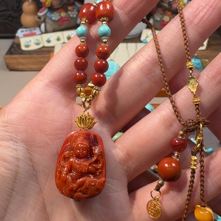 南红玛瑙18K金镶嵌项链