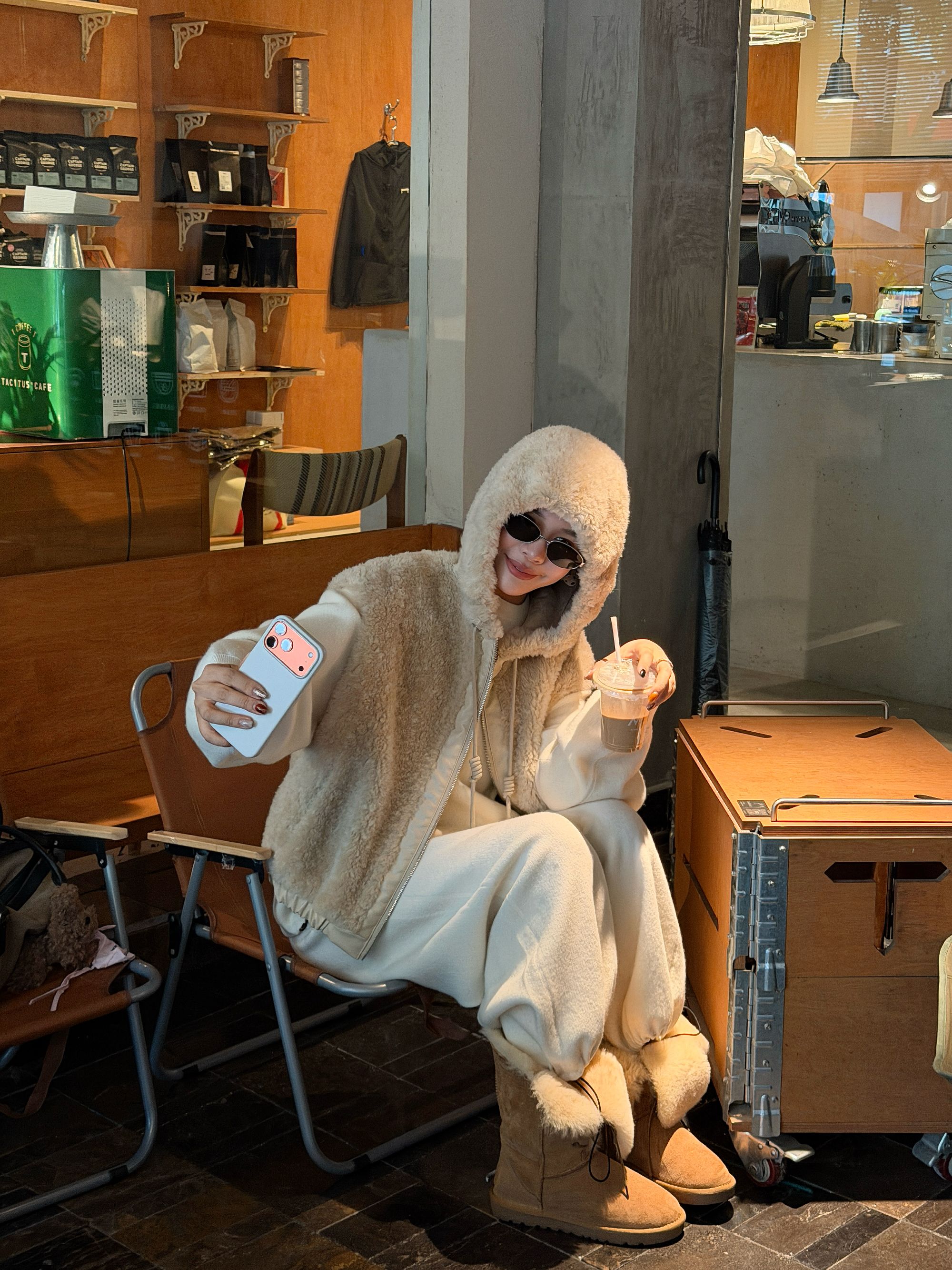 耶耶YEYE|"你的毛茸茸"羊毛皮毛一体柔软亲肤连帽马甲