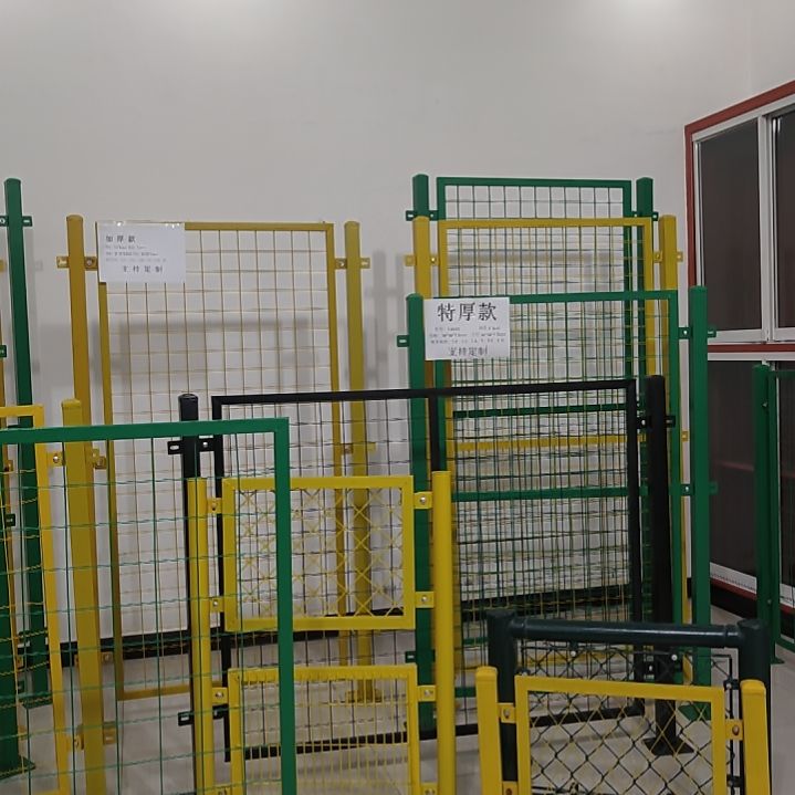 1.5*1.2单开 两柱  1.5*2.4对开  黄色