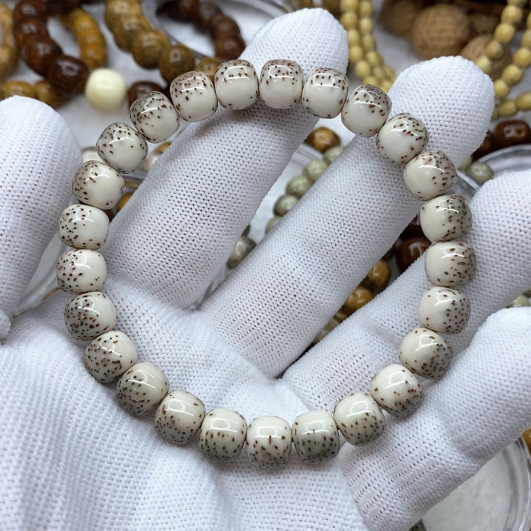 星月菩提吊坠石玉料