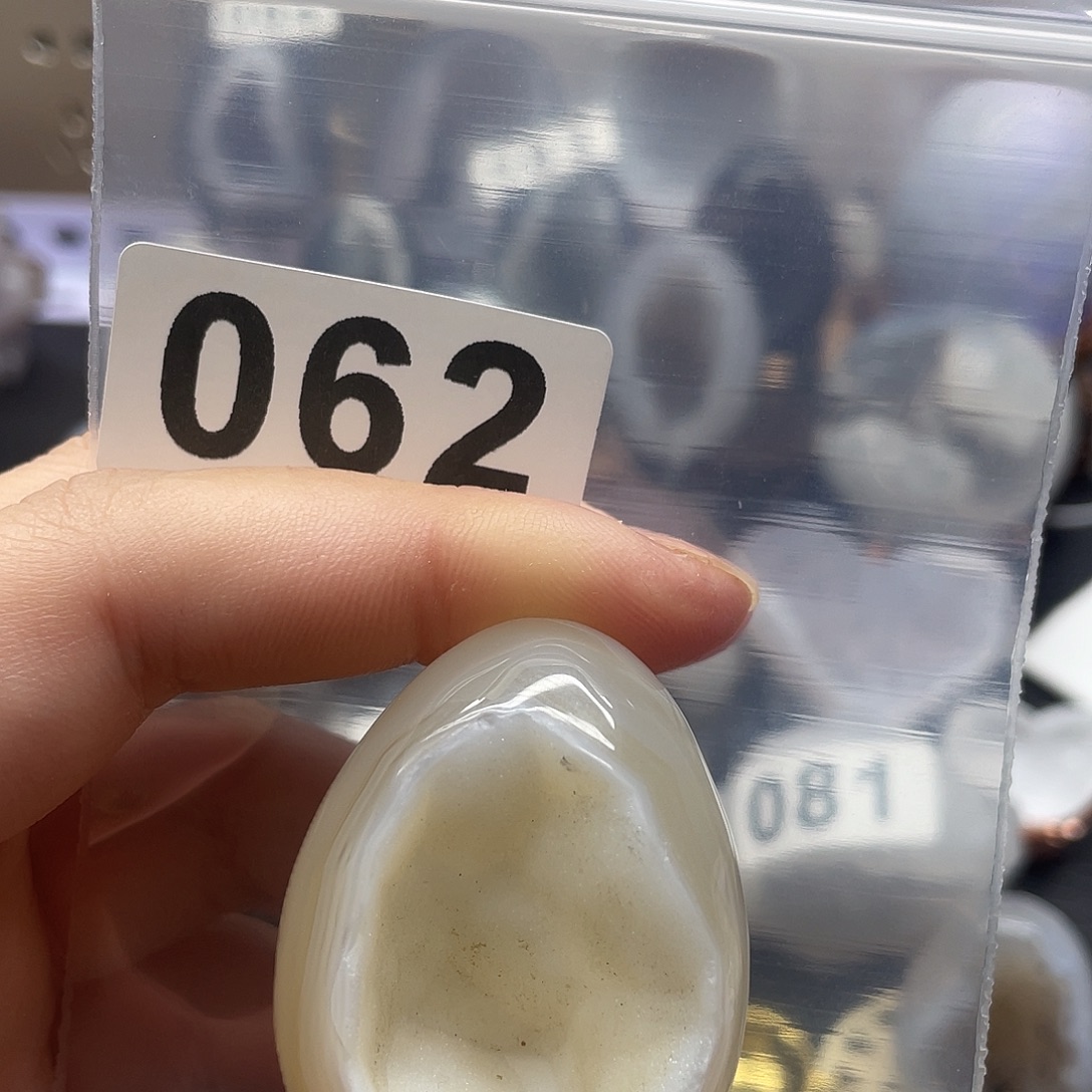 愚***丽大型摆件（非配饰）水晶未镶嵌