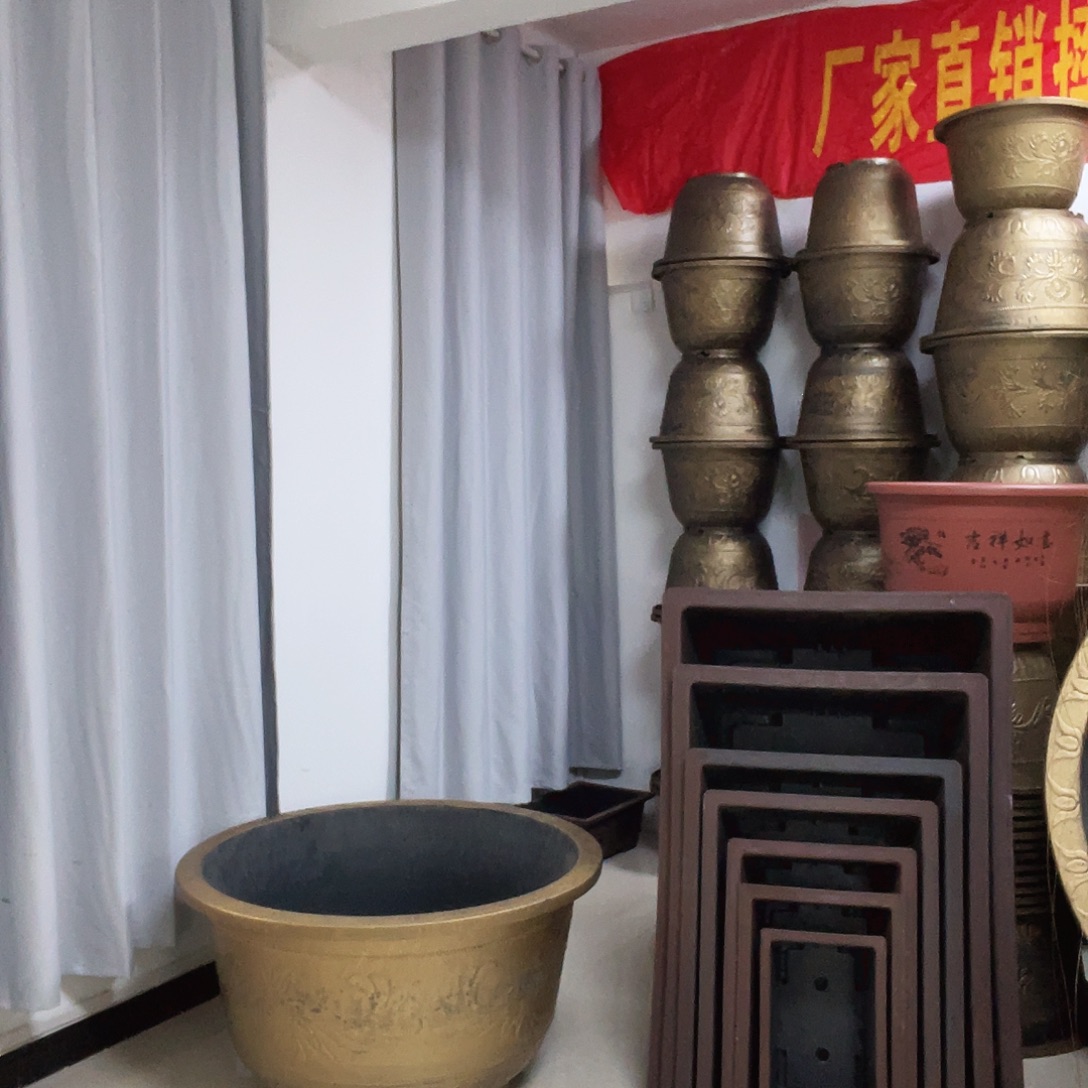 2个1米盆，1个有孔，1个无孔