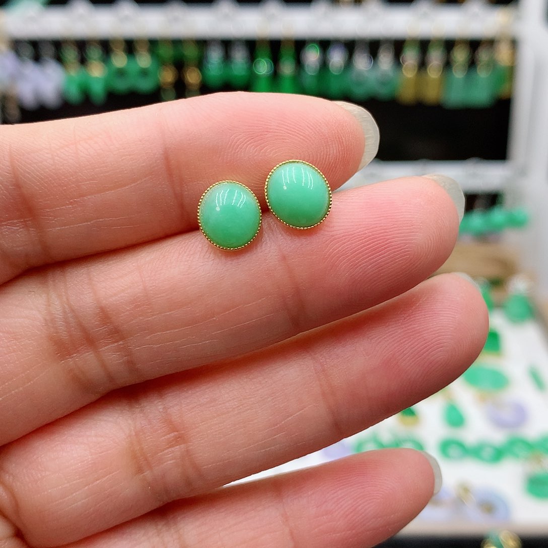 翡翠耳饰18K金镶嵌的