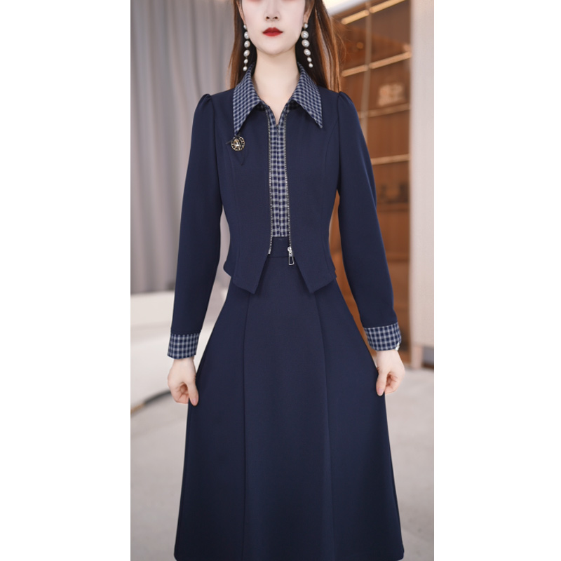 【连衣裙】秋季新款翻领纯色显白修身减龄通勤中长款连衣裙M-4XL