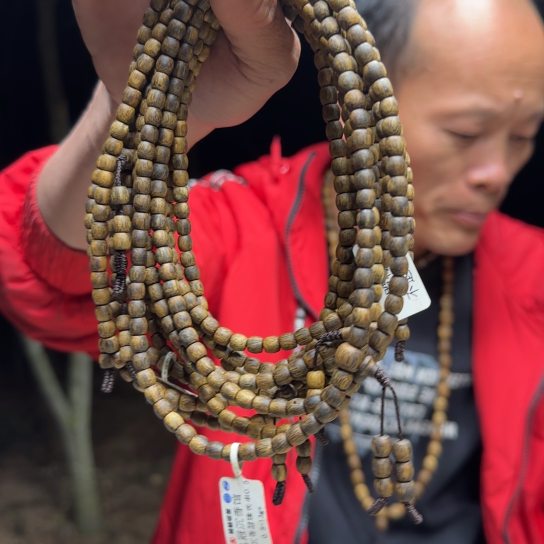 沉香沉香碎屑奇楠沉香鼓珠长串多样性发一条