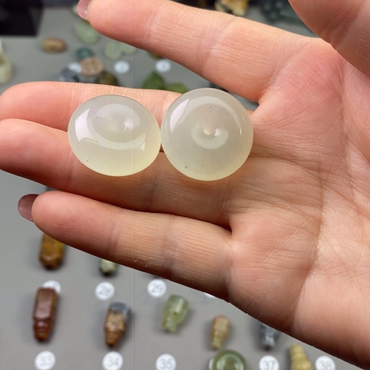 见***朴蛇纹石玉未镶嵌百搭配饰