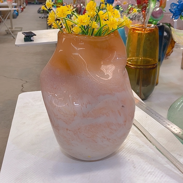 琉璃花瓶高27厘米口径10