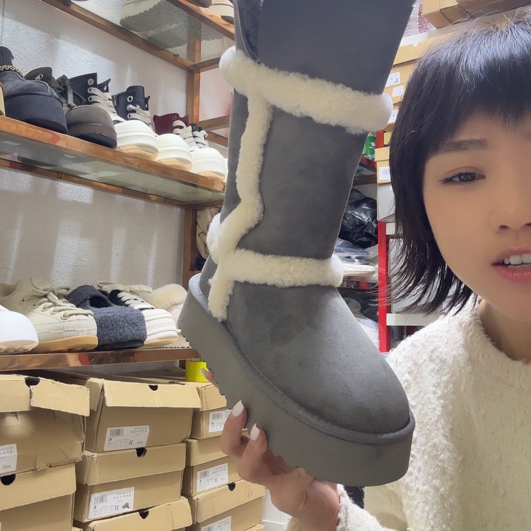 38码灰色雪地靴高邦