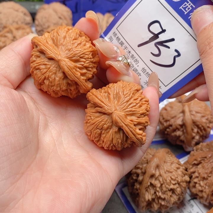 把件桃核运**坤38白狮子953