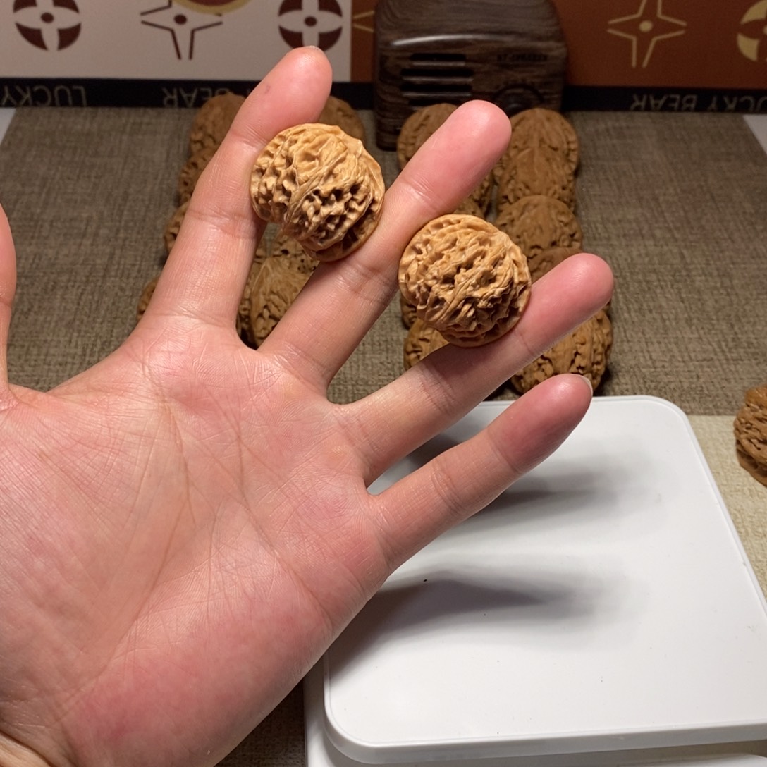 桃核吊坠全品苹果园小手捻34尺寸