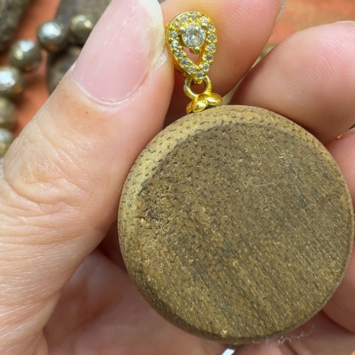 大叶紫檀（黑酸枝木类）