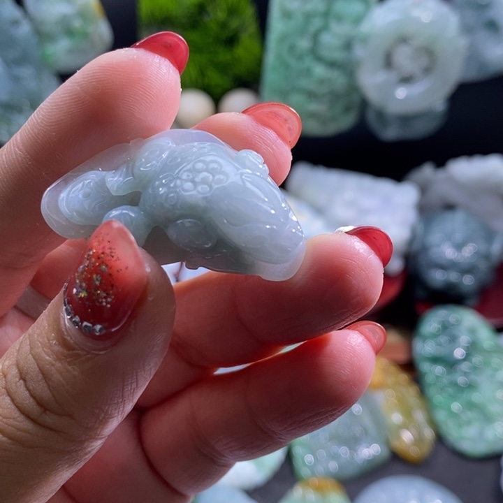 【闪购商品】颈饰未镶嵌翡翠金蟾