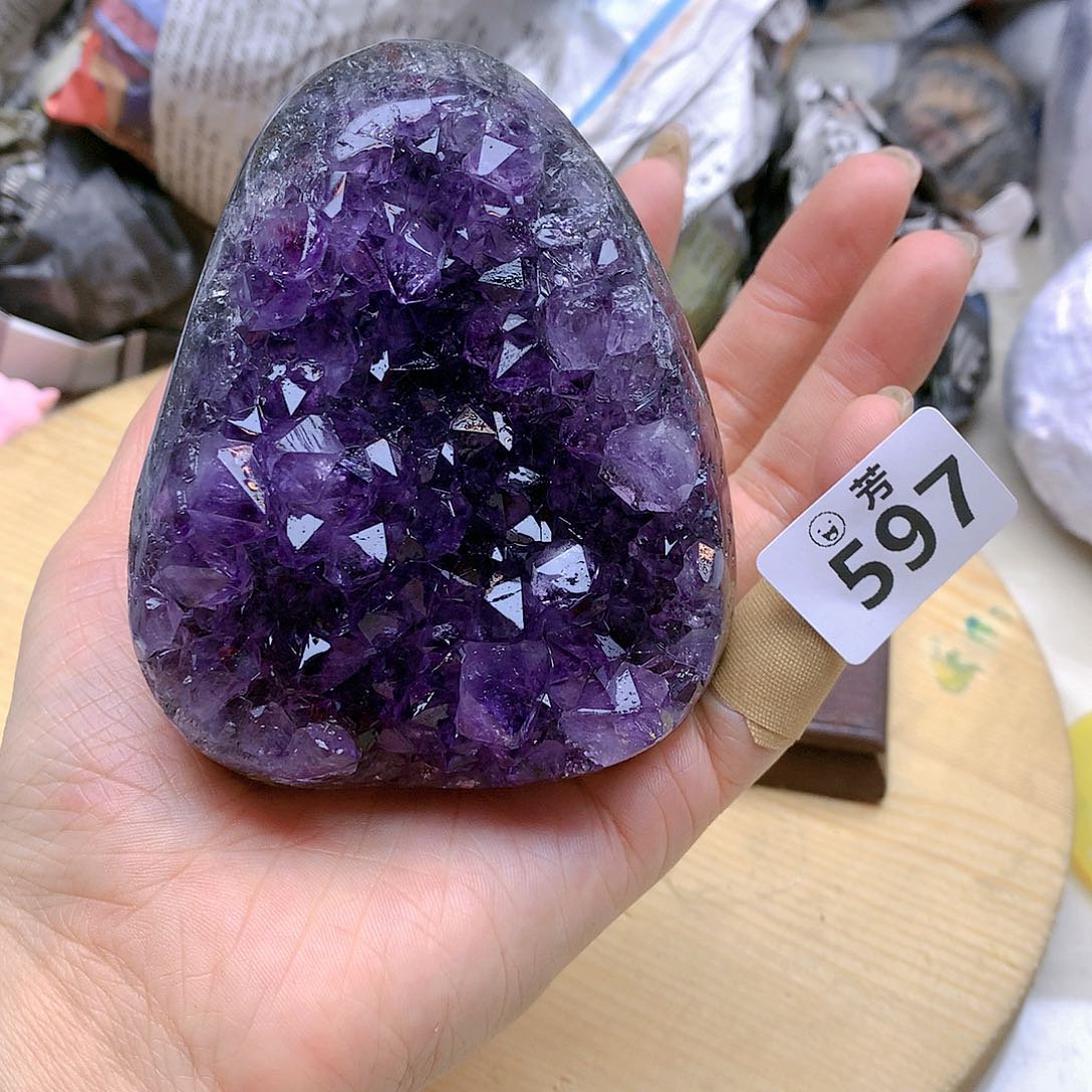 紫晶大型摆件（非配饰）未镶嵌