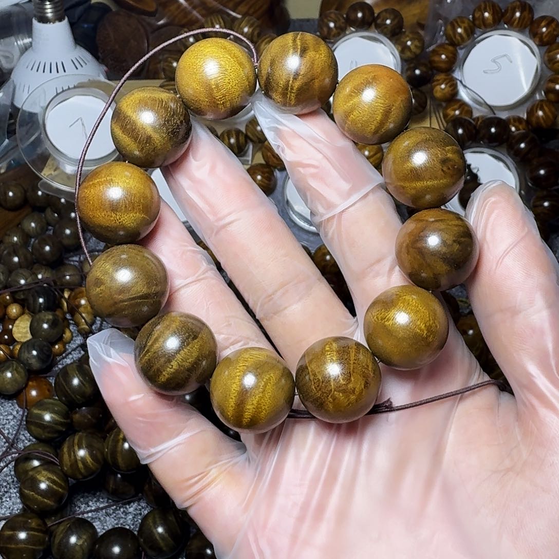 阴沉木手串/手链阴沉黄