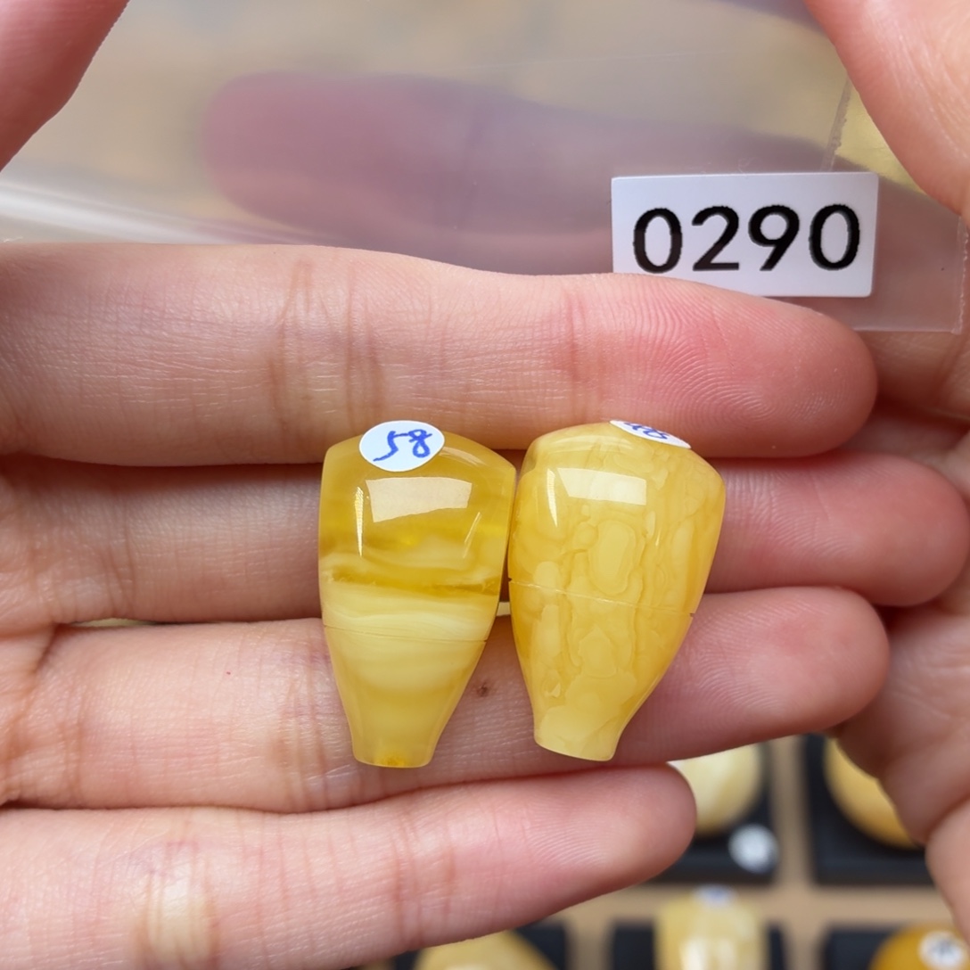 R***y蜜蜡未镶嵌裸石蜜蜡微瑕