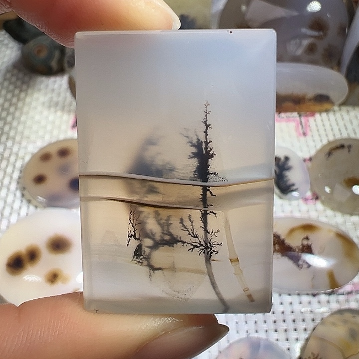 玛瑙/玉髓未镶嵌颈饰