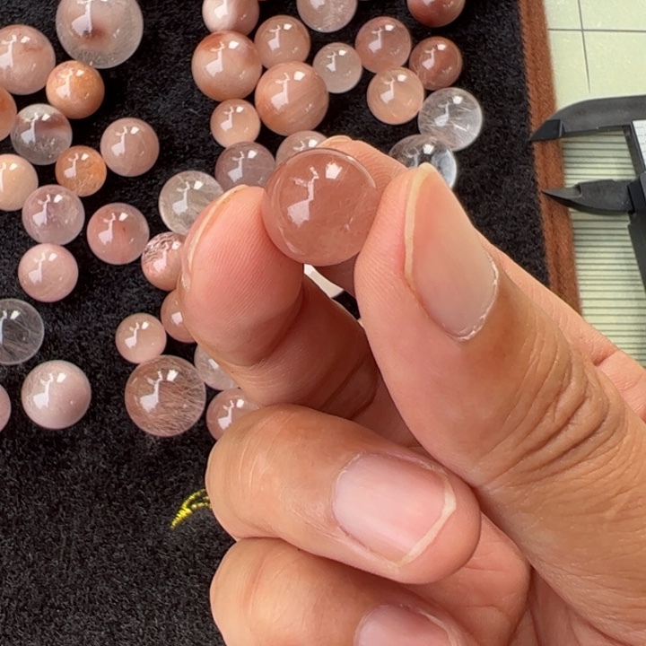 水晶手链未镶嵌?*一12.5mm单珠不打孔