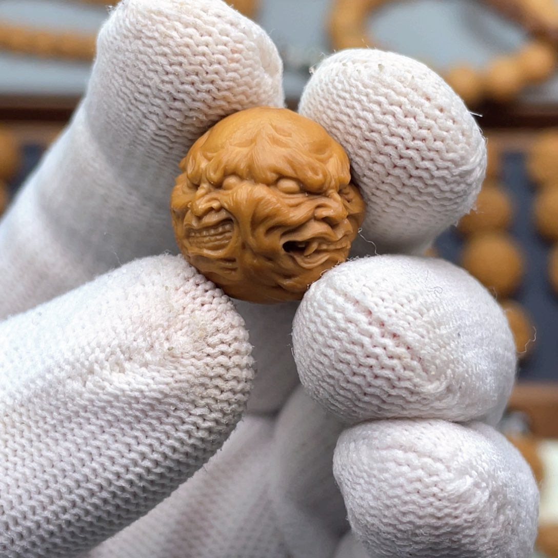 猴头核桃吊坠三面恶僧