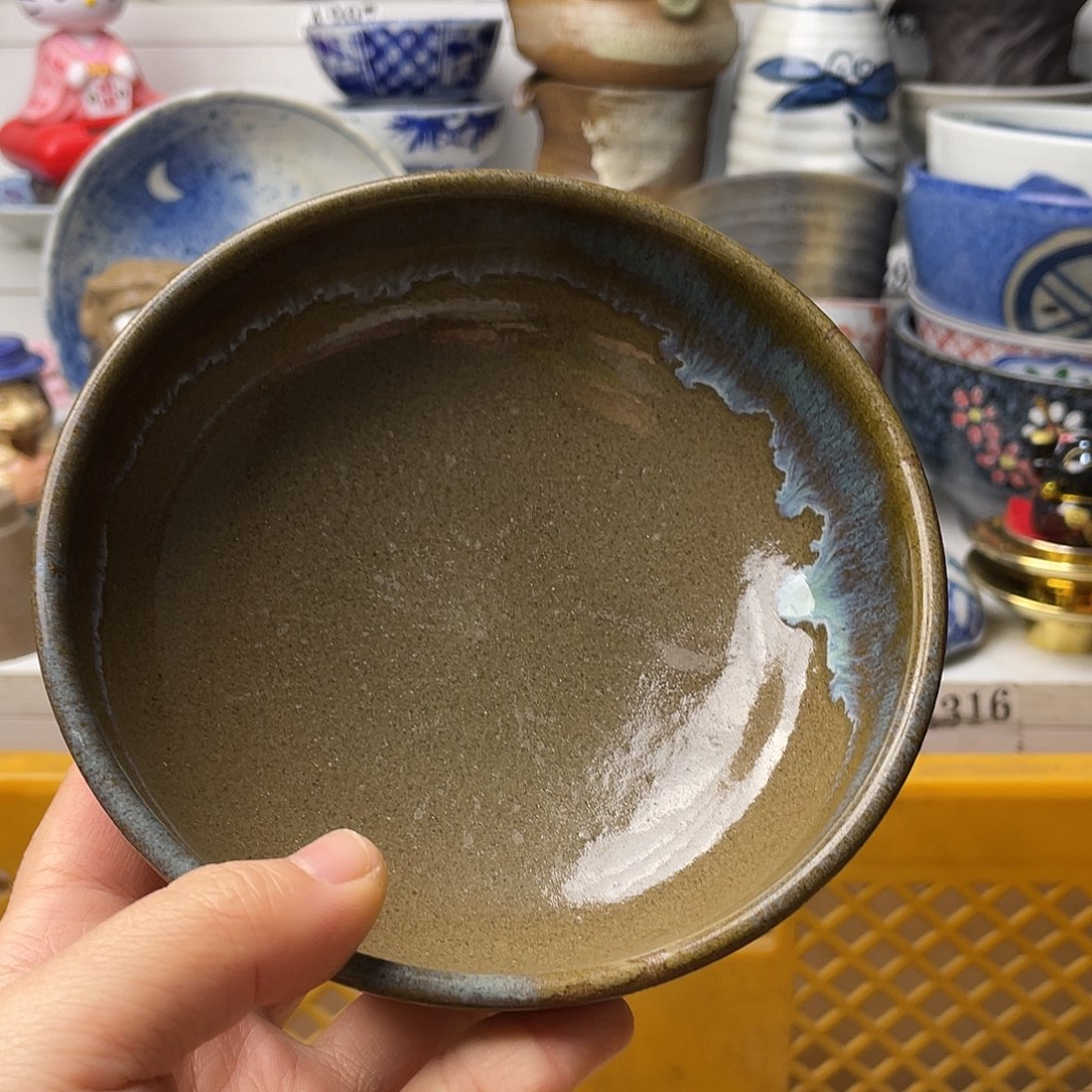 瓷片军****）哈哈哈我真的不理解你们这对