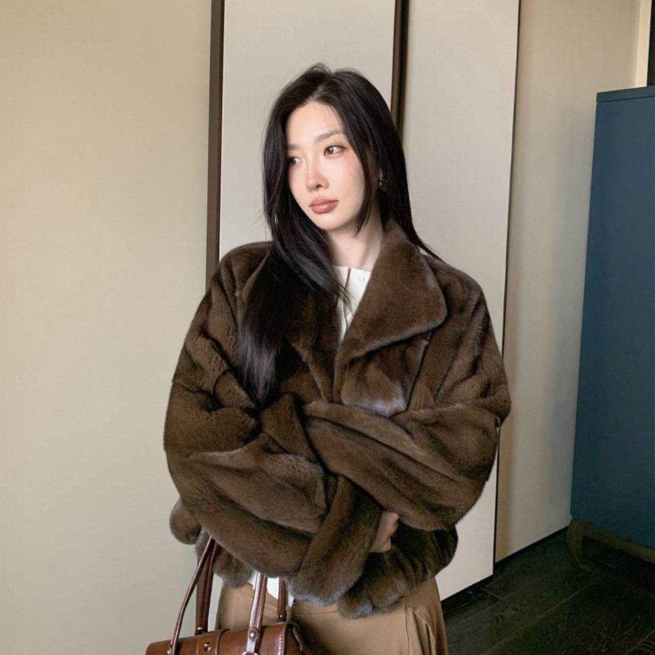 水貂皮斜排整貂皮草外套女貂皮大衣翻领秋冬新款DZ2669【雯雯推荐】