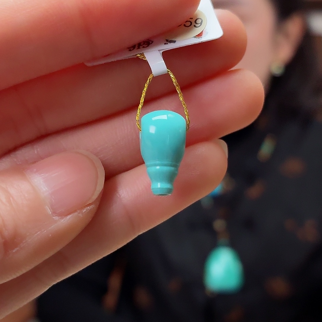 未镶嵌绿松石珠宝奇石