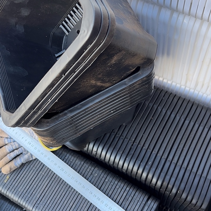 黑方口径21.5高15发7个