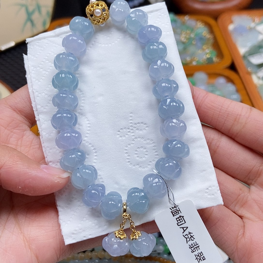 未镶嵌挂件翡翠闪