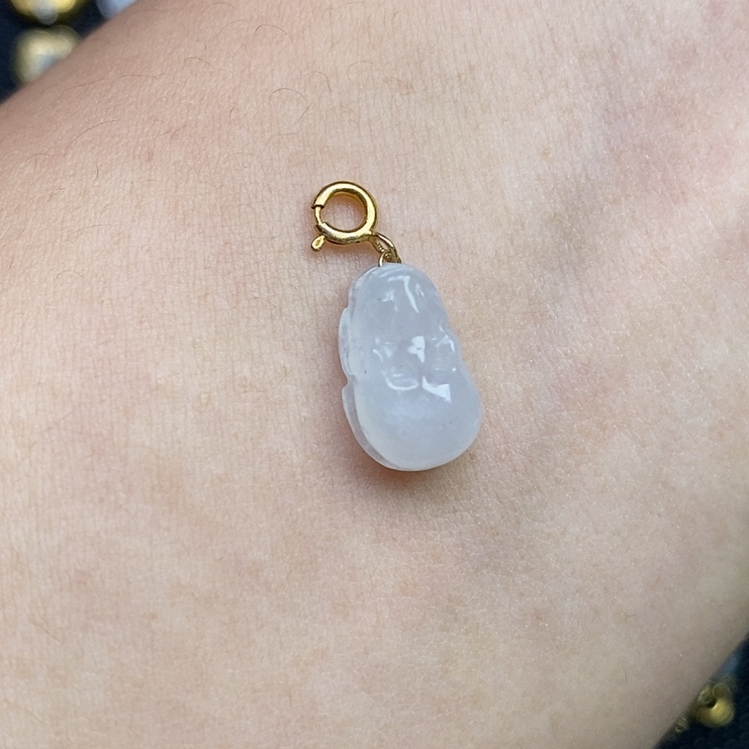 翡翠18K金镶嵌颈饰貔貅