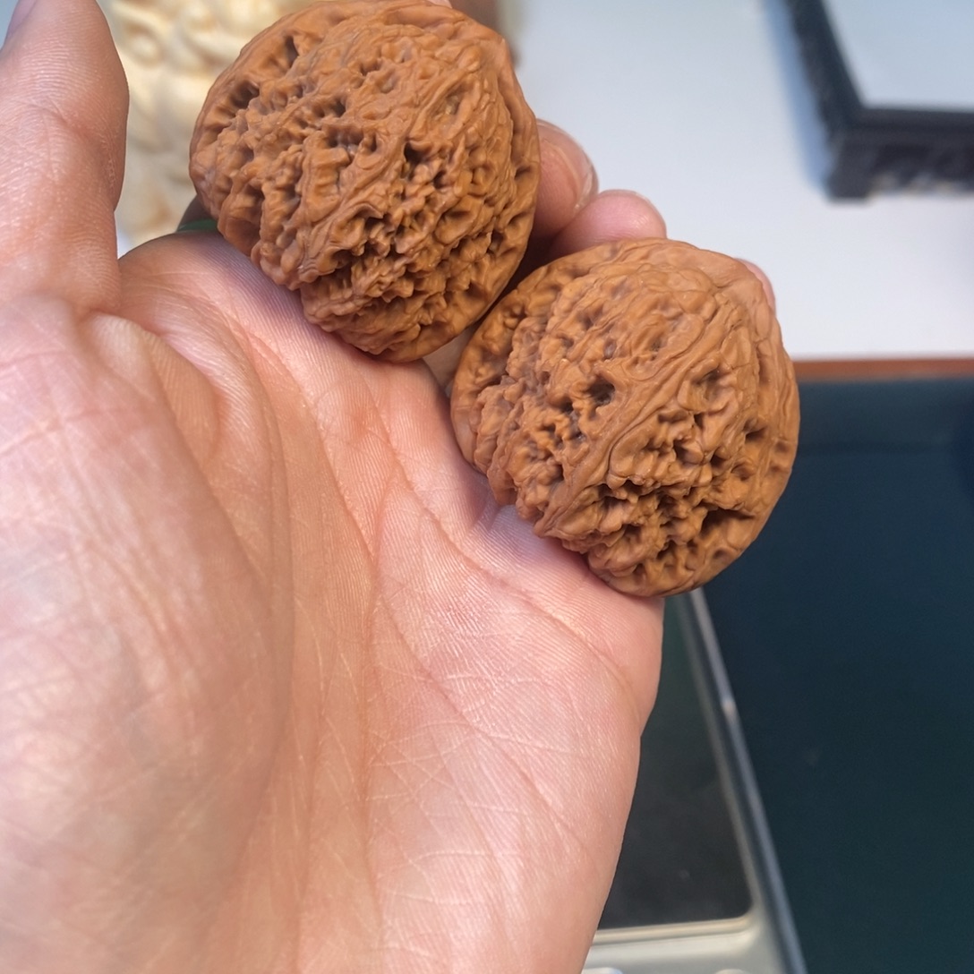 $***$文玩核桃吊坠南疆石