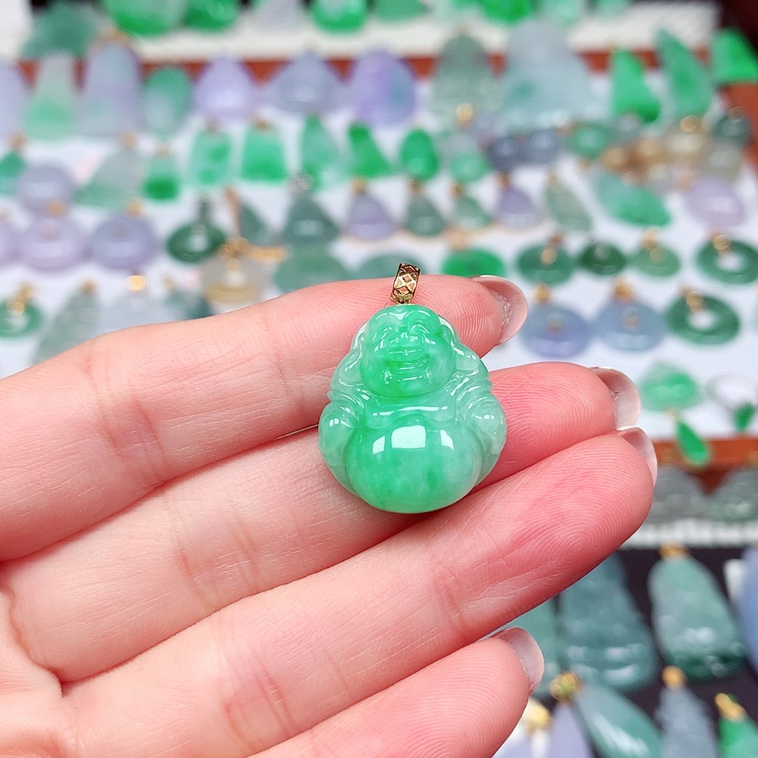 翡翠颈饰18K金镶嵌天然翡翠A货