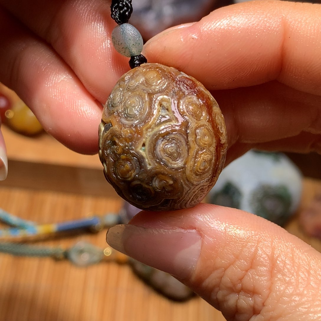 未镶嵌玛瑙/玉髓珠宝半成品