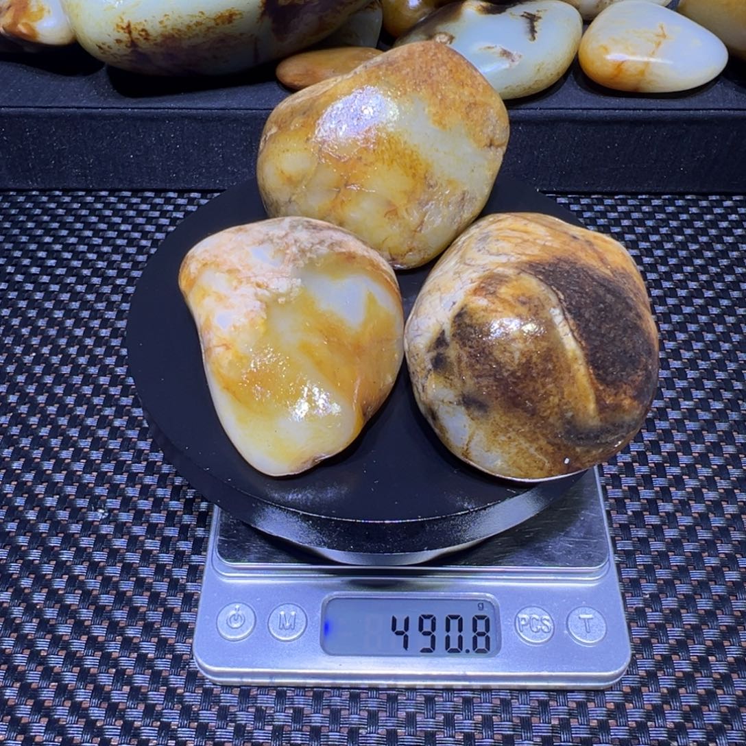 和田玉（子料）未镶嵌车挂