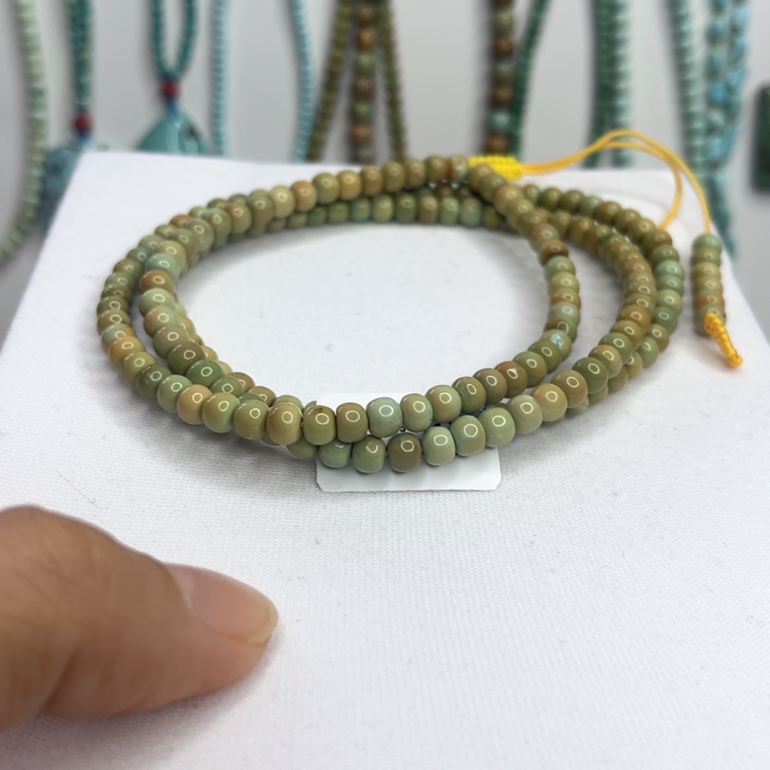 绿松石未镶嵌颈饰5.1