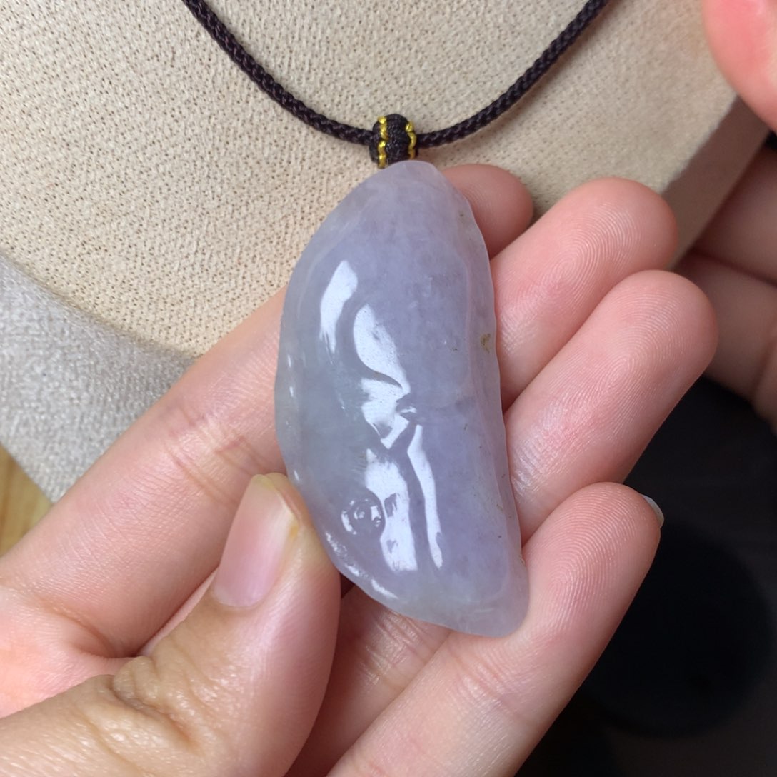 翡翠未镶嵌颈饰吊坠