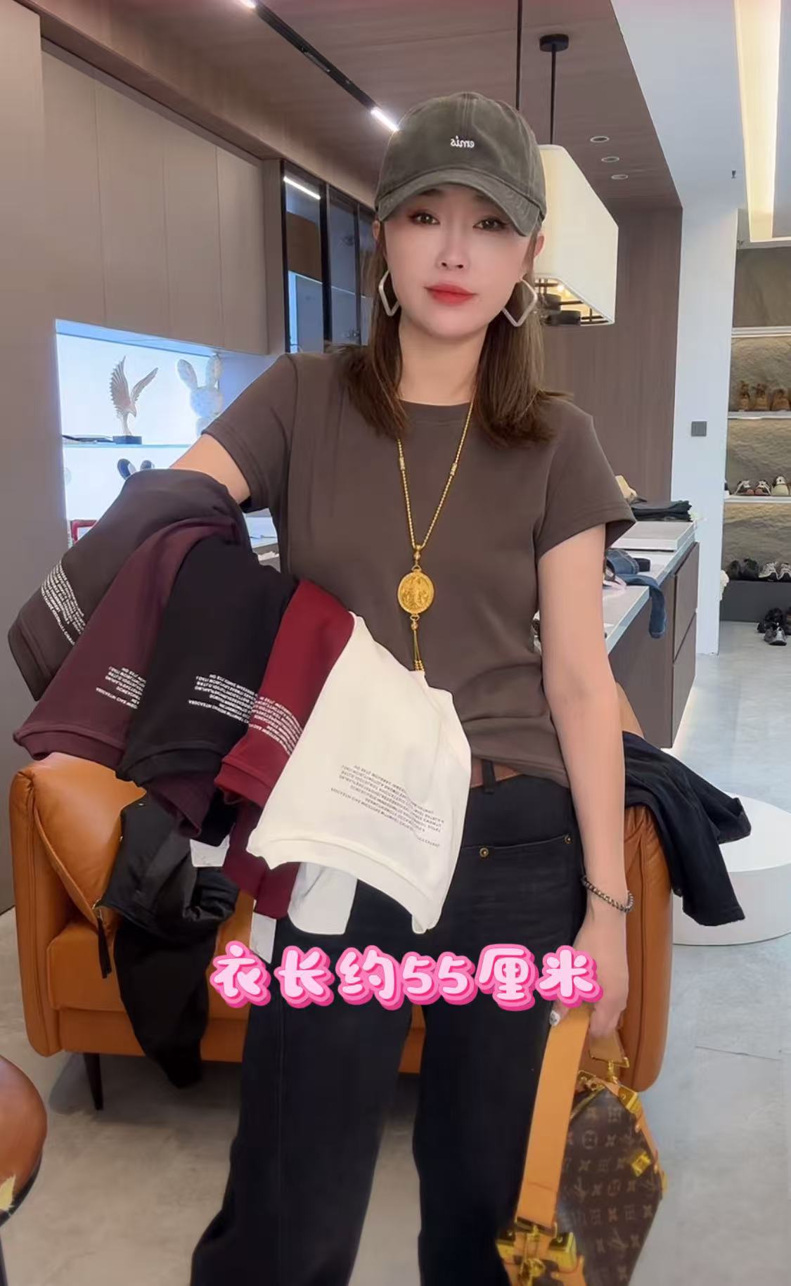 <小勋优选>5105净版纯色后背小字母印花圆领短袖T恤（预售）