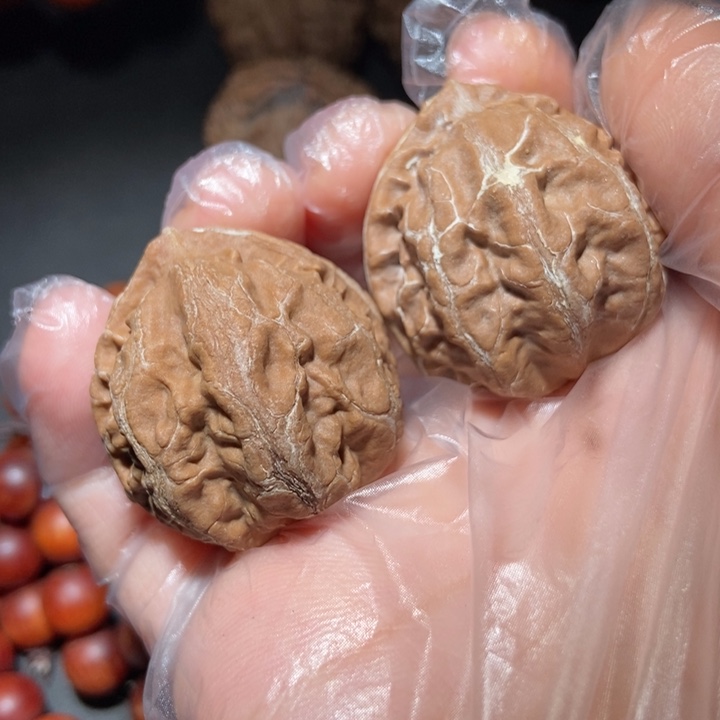 文玩核桃把件东北楸子小雪71