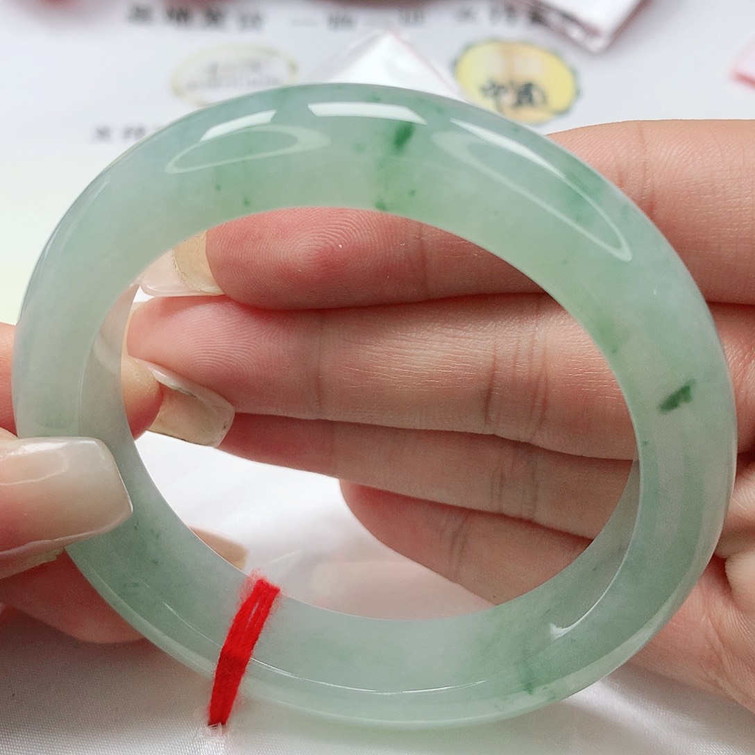 【闪购商品】翡翠手镯未镶嵌缅甸天然A货翡翠