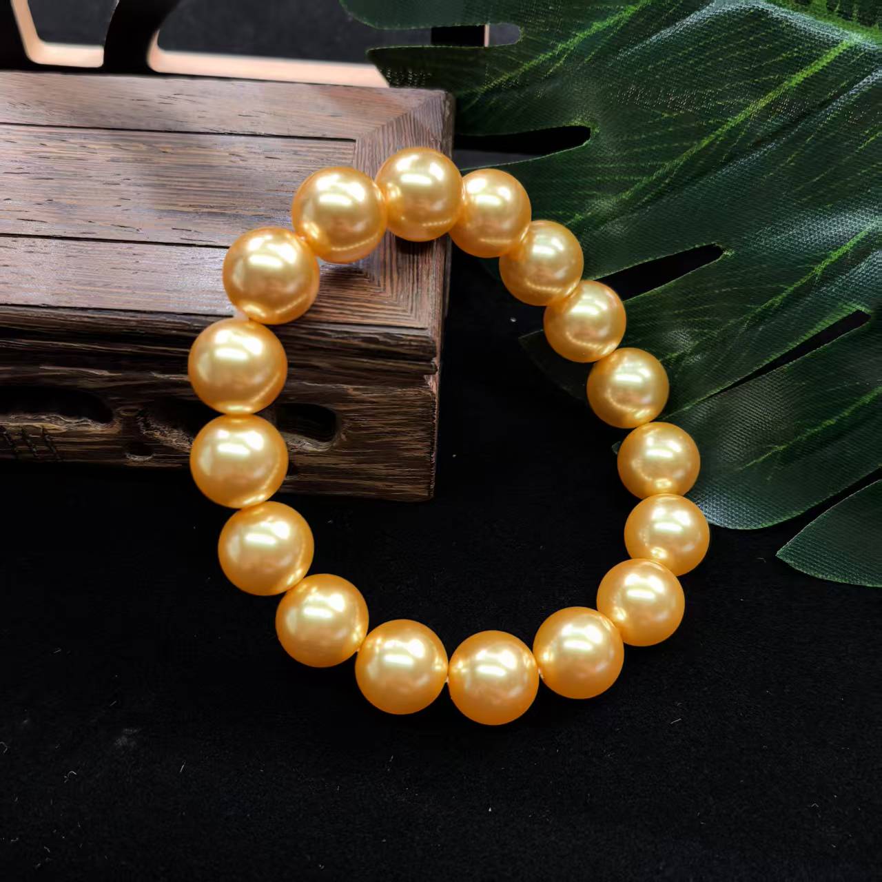 海水珍珠时尚简约精美手串C02