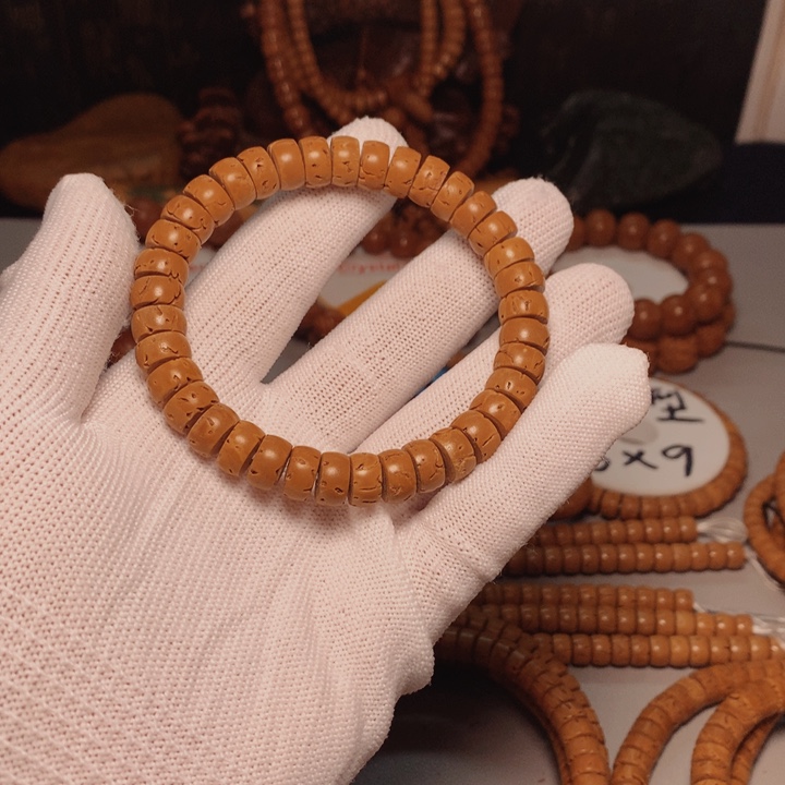 桃核吊坠王****?桃核手串5/10