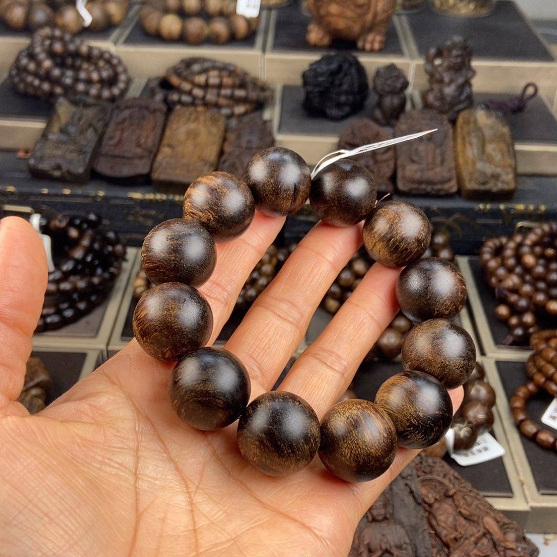 沉香手串爱**力越南芽庄白棋玉化虎斑留疤