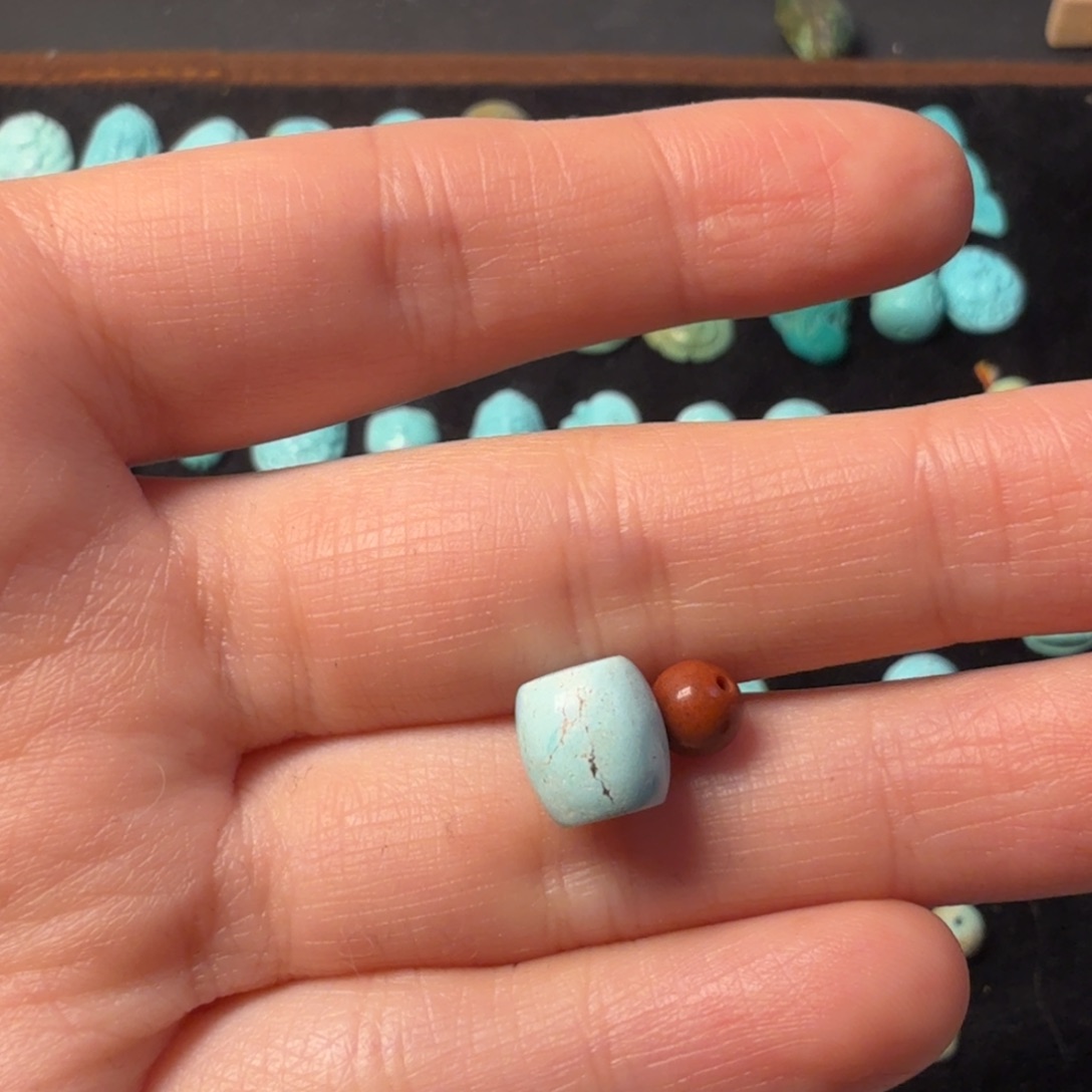 南红玛瑙合金颈饰