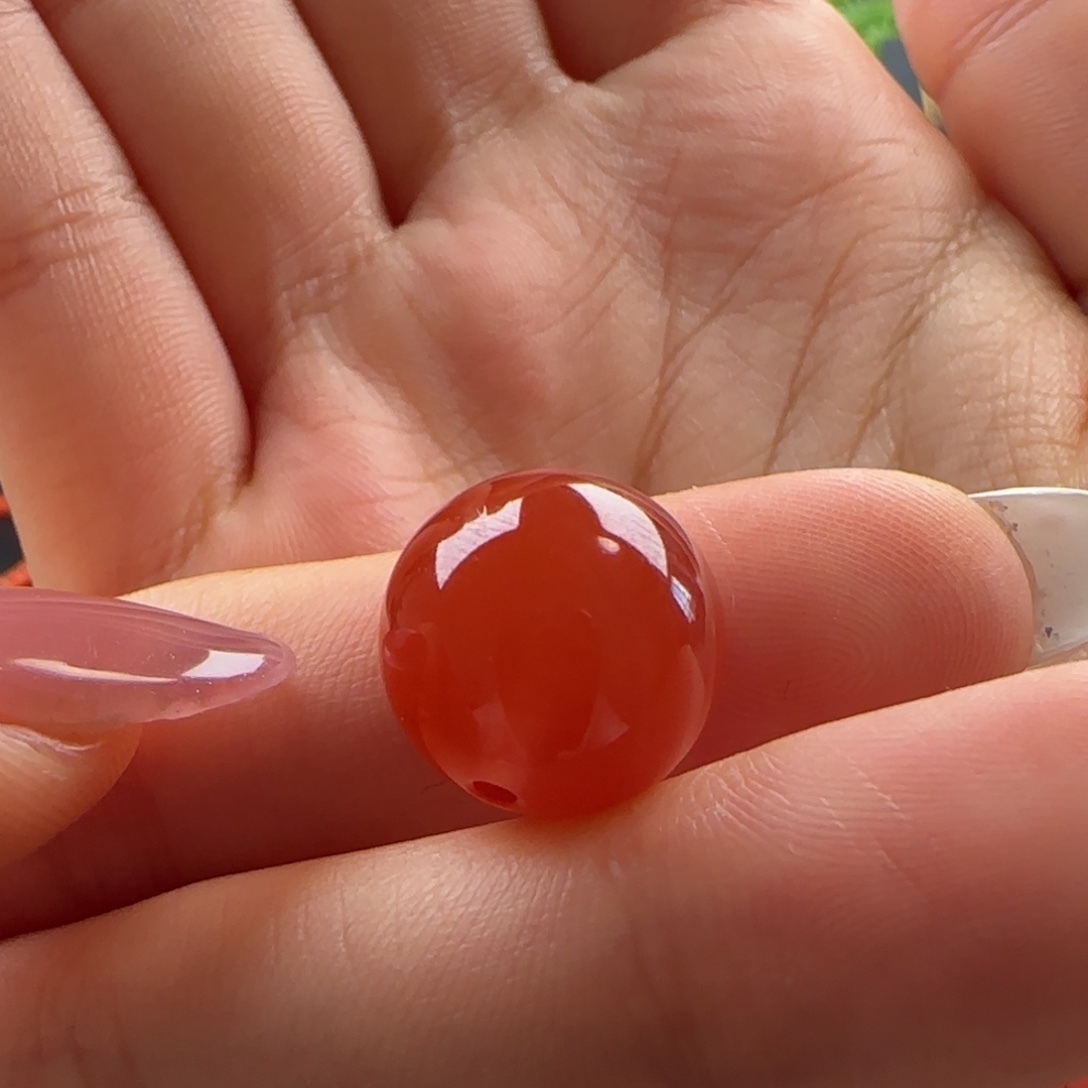 南红玛瑙未镶嵌圆珠13.8