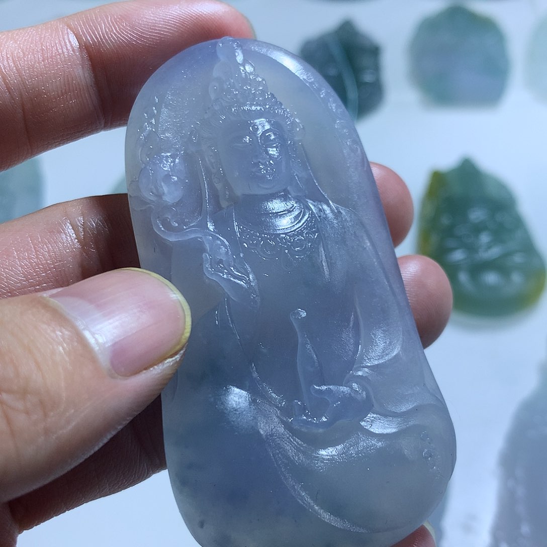 定制翡翠未镶嵌翡翠