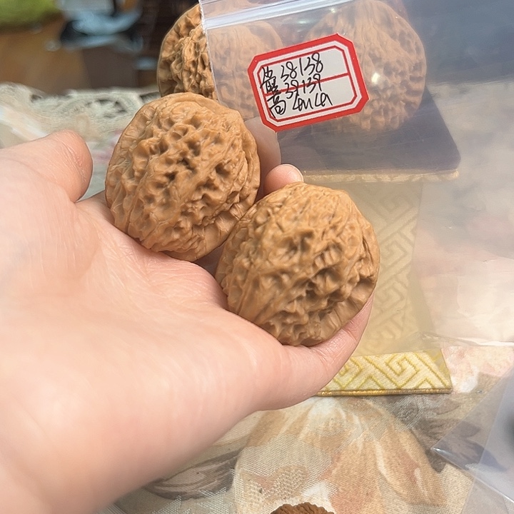 文玩核桃把件非嫁接马老四