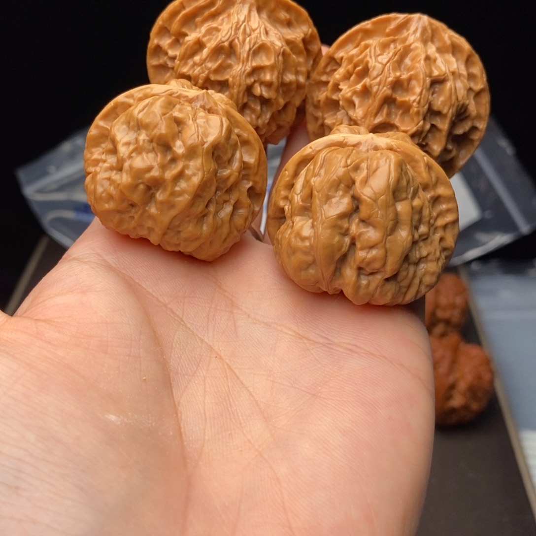 文玩核桃把件文玩核桃蛙蛙苹果园