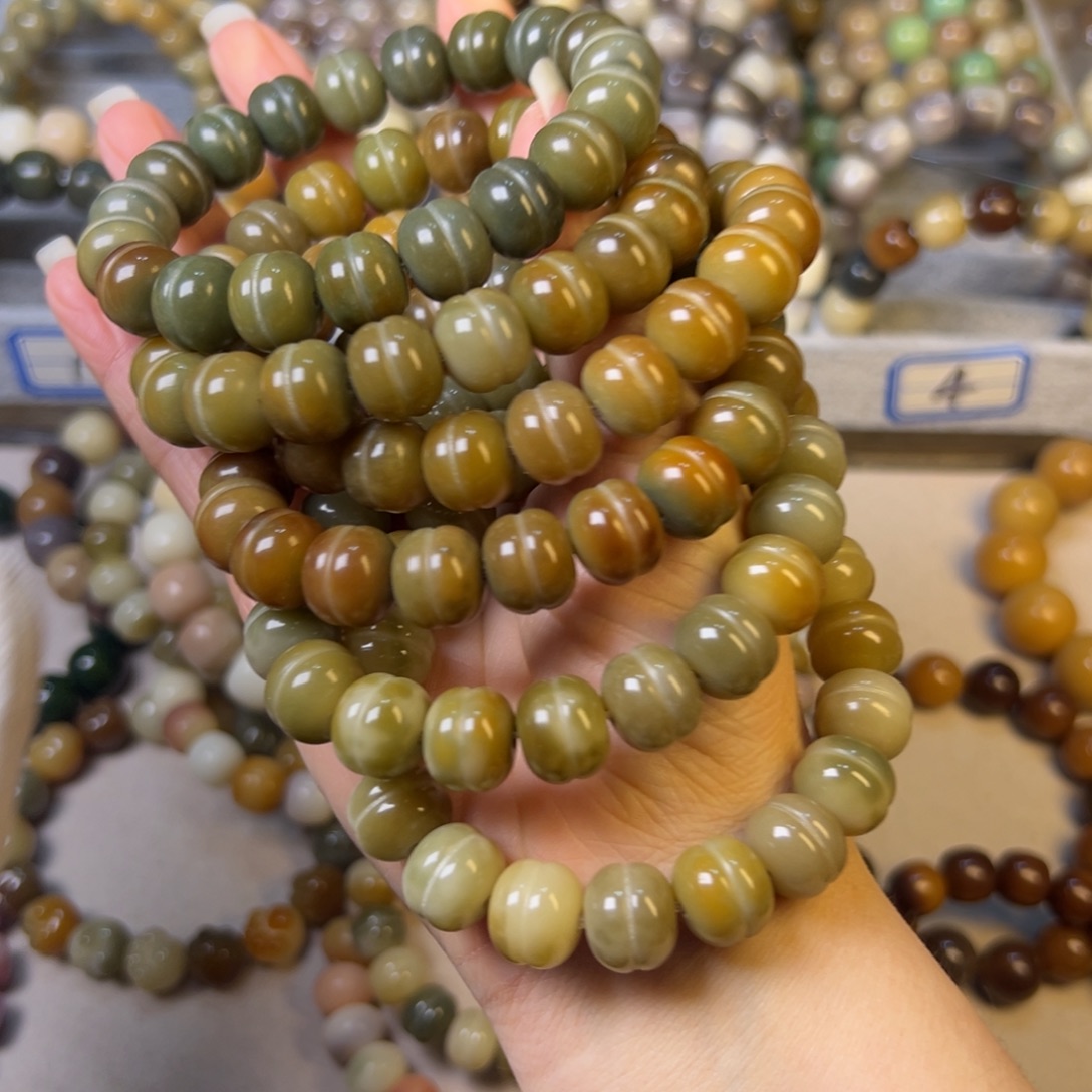 菩提根/象牙果手串花皮蛋堡卡12.5  随机