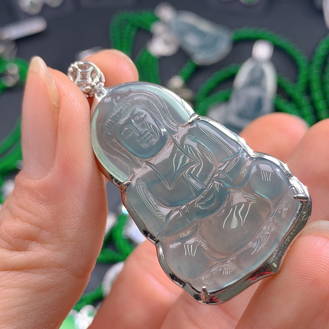 翡翠手链未镶嵌翡翠