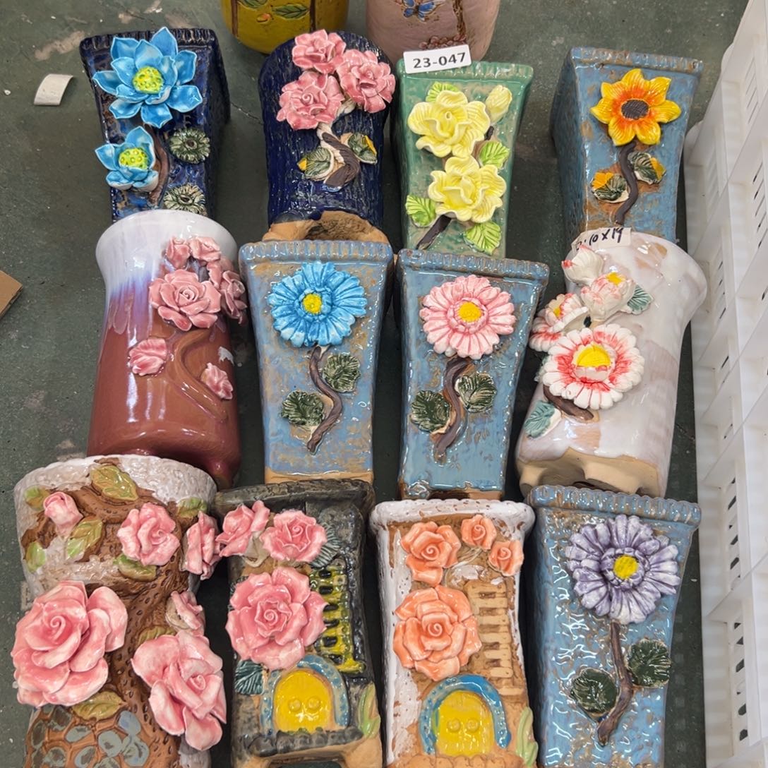 2347 花盆拍满20元发货，退款拉黑