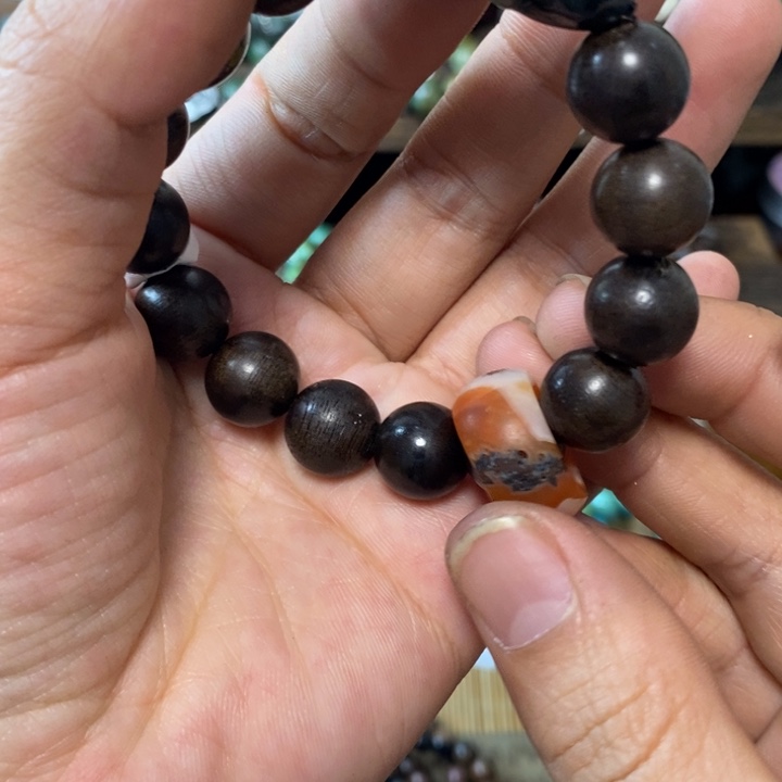 南红玛瑙手链未镶嵌行**缘